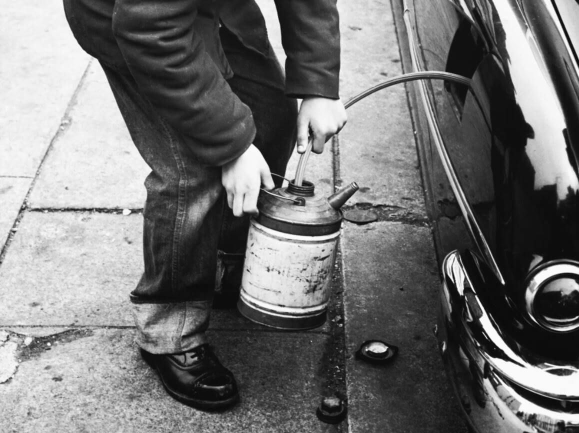 Siphoning petrol from a car